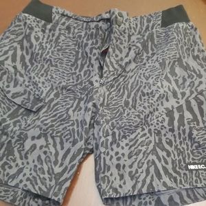 Nike F.C. cargo shorts XXL